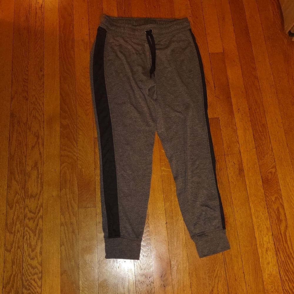 Moret Ultra Grey and Black Athletic Sweatpants size Medium Athleisure Gorpcore